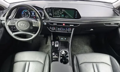 Hyundai Sonata 2020, 141413 км, за 9432.74 USD - фото 7
