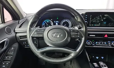 Hyundai Sonata 2020, 141413 км, за 9432.74 USD - фото 13