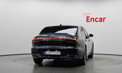 Hyundai Grandeur 2021, 36183 км, за 14323.22 USD