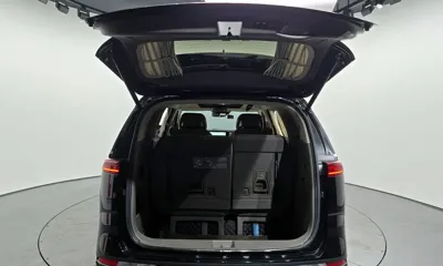 Kia Canival 2023, 44738 км, за 28344.89 USD - фото 20