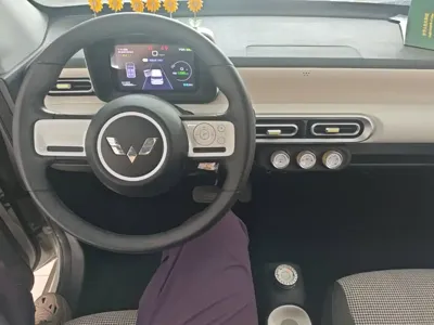Wuling MINIEV
