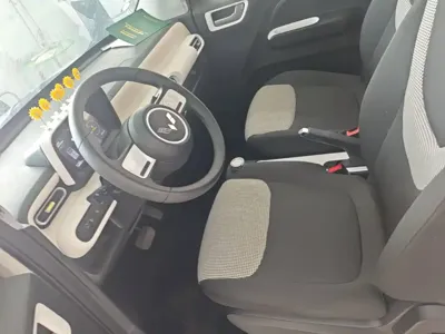Wuling MINIEV