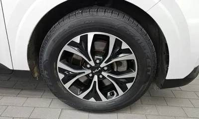 Kia Canival 2023, 108626 км, за 17603.78 USD