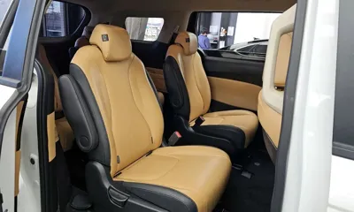 Kia Canival 2023, 108626 км, за 17603.78 USD - фото 12