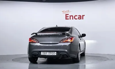Hyundai Genesis 2013, 207128 км, за 3243.84 USD