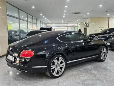 Bentley Continental 2014, 128260 км, за 30921.7 USD