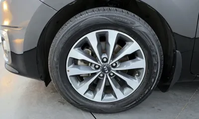 Kia Canival 2015, 147623 км, за 5182.6 USD