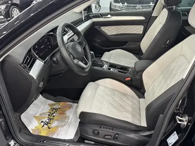 Volkswagen Magotan 2023, 47000 км, за 20129.1 USD