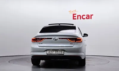 Renault-KoreaSamsung SM6 2016, 153655 км, за 3387.62 USD