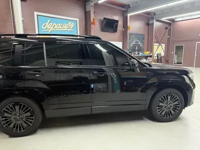 Hyundai Santafe 2025, 7800 км, за 13016.94 USD