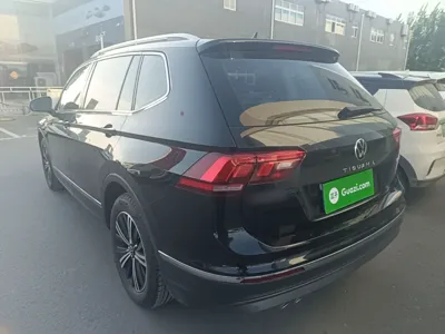 Volkswagen Tiguan L 2021, 74600 км, за 15372 USD