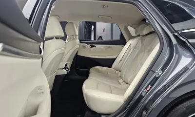 Hyundai Grandeur 2022, 107552 км, за 15281.04 USD - фото 11
