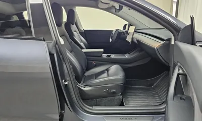 Tesla Model Y 2021, 47083 км, за 25928.35 USD - фото 26
