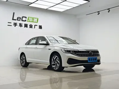 Volkswagen Sagitar 2024, 10000 км, за 13213.4 USD