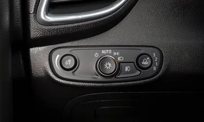 ChevroletGMDaewoo Trax 2019, 146278 км, за 4561.08 USD - фото 18