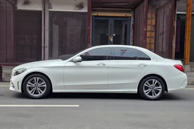 Mercedes-Benz C-Class 2021, 54300 км, за 24033 USD