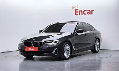 BMW 5-Series · 2023 год