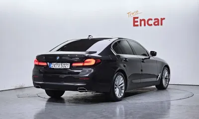 BMW 5-Series 2023, 25598 км, за 25364.22 USD