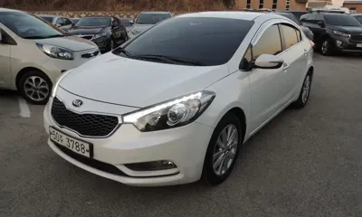 Kia K3 · 2015 год