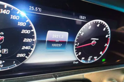 Mercedes-Benz E-Class 2019, 100200 км, за 20432 USD - фото 12