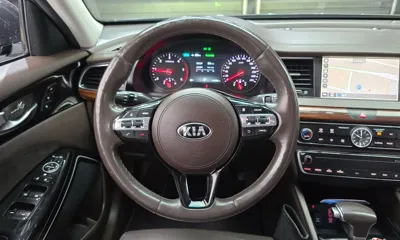 Kia K7 2017, 117252 км, за 10076.05 USD - фото 12