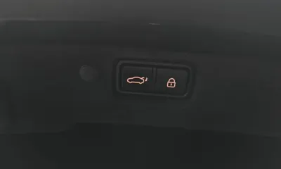 Kia K7 2017, 117252 км, за 10076.05 USD - фото 20