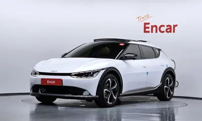 Kia EV6 · 2023 год