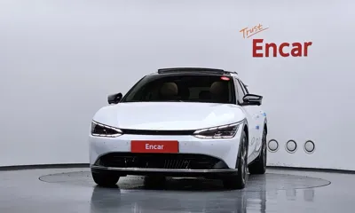 Kia EV6 2023, 29804 км, за 25081.45 USD