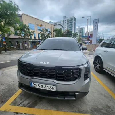 Kia Canival 2025, 38000 км, за 20550.88 USD