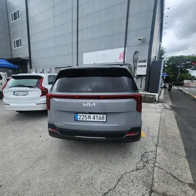 Kia Canival 2025, 38000 км, за 20550.88 USD