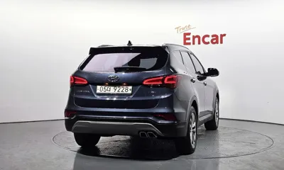 Hyundai Santafe 2018, 77671 км, за 10439.38 USD