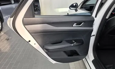 Kia K5 2025, 23011 км, за 20840.4 USD - фото 25