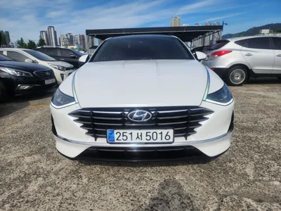 Hyundai Sonata 2020, 44813 км, за 12353.64 USD