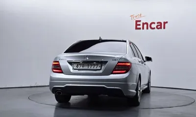 Mercedes-Benz C-Class 2012, 65488 км, за 3843.65 USD