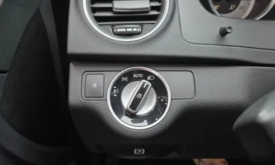 Mercedes-Benz C-Class 2012, 65488 км, за 3843.65 USD - фото 18