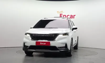 Kia Canival 2023, 89359 км, за 18241.05 USD