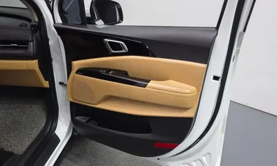 Kia Canival 2023, 89359 км, за 18241.05 USD - фото 24