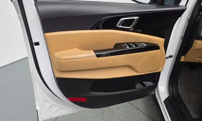 Kia Canival 2023, 89359 км, за 18241.05 USD - фото 25