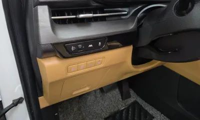 Kia Canival 2023, 89359 км, за 18241.05 USD - фото 27
