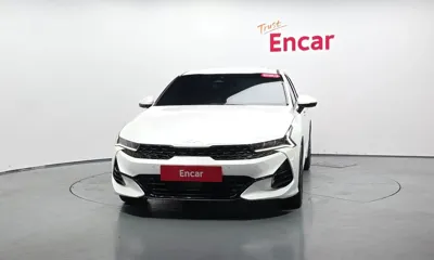 Kia K5 2023, 41275 км, за 15754.23 USD