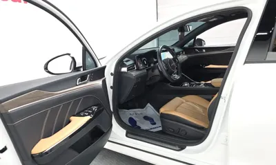 Kia K5 2023, 41275 км, за 15628.05 USD - фото 10