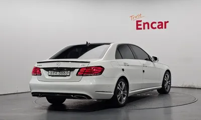 Mercedes-Benz E-Class 2014, 217225 км, за 5200.54 USD - фото 2