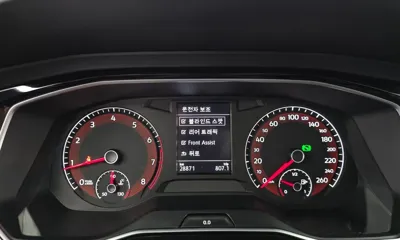 Volkswagen Jetta 2020, 28871 км, за 15926.67 USD - фото 8