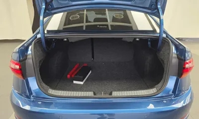 Volkswagen Jetta 2020, 28871 км, за 15926.67 USD - фото 20