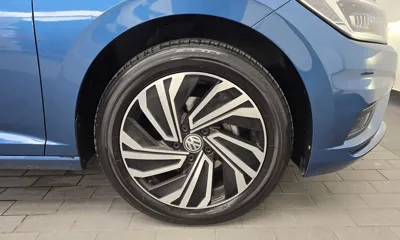 Volkswagen Jetta 2020, 28871 км, за 15926.67 USD - фото 21