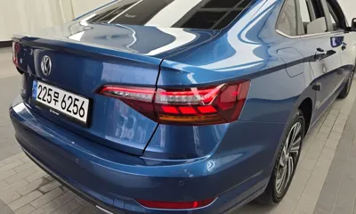 Volkswagen Jetta 2020, 28871 км, за 15926.67 USD - фото 23