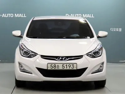 Hyundai Avante 2015, 196640 км, за 2560.06 USD