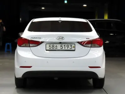 Hyundai Avante 2015, 196640 км, за 2560.06 USD
