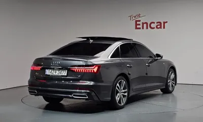 Audi A6 2022, 52100 км, за 22144.38 USD