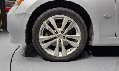 Infiniti M 2010, 111600 км, за 1982.16 USD